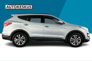 Hyundai Santa Fe esikatselu 19