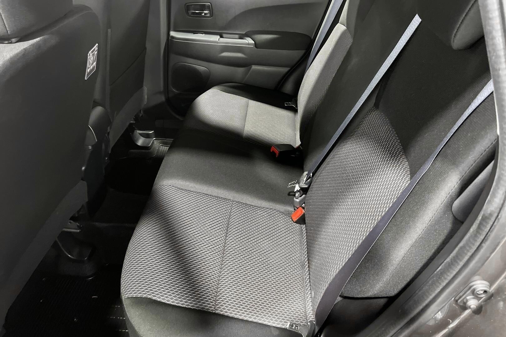 Mitsubishi ASX iso kuva 10