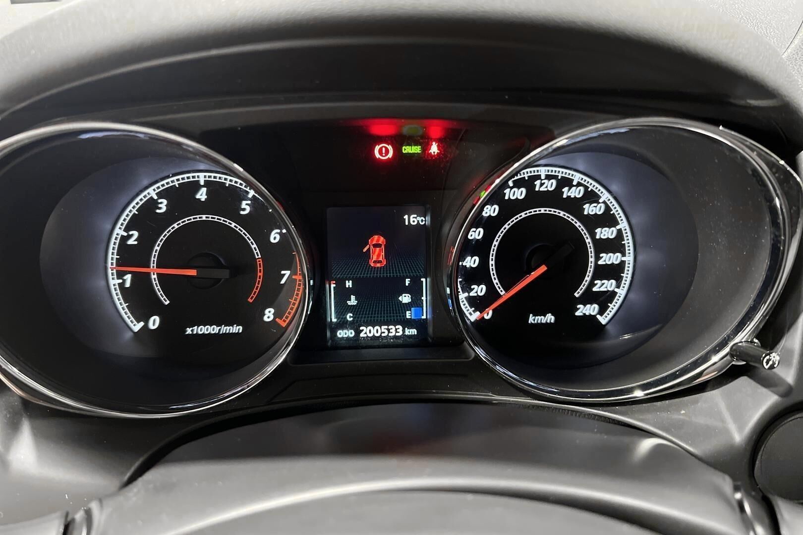 Mitsubishi ASX iso kuva 14