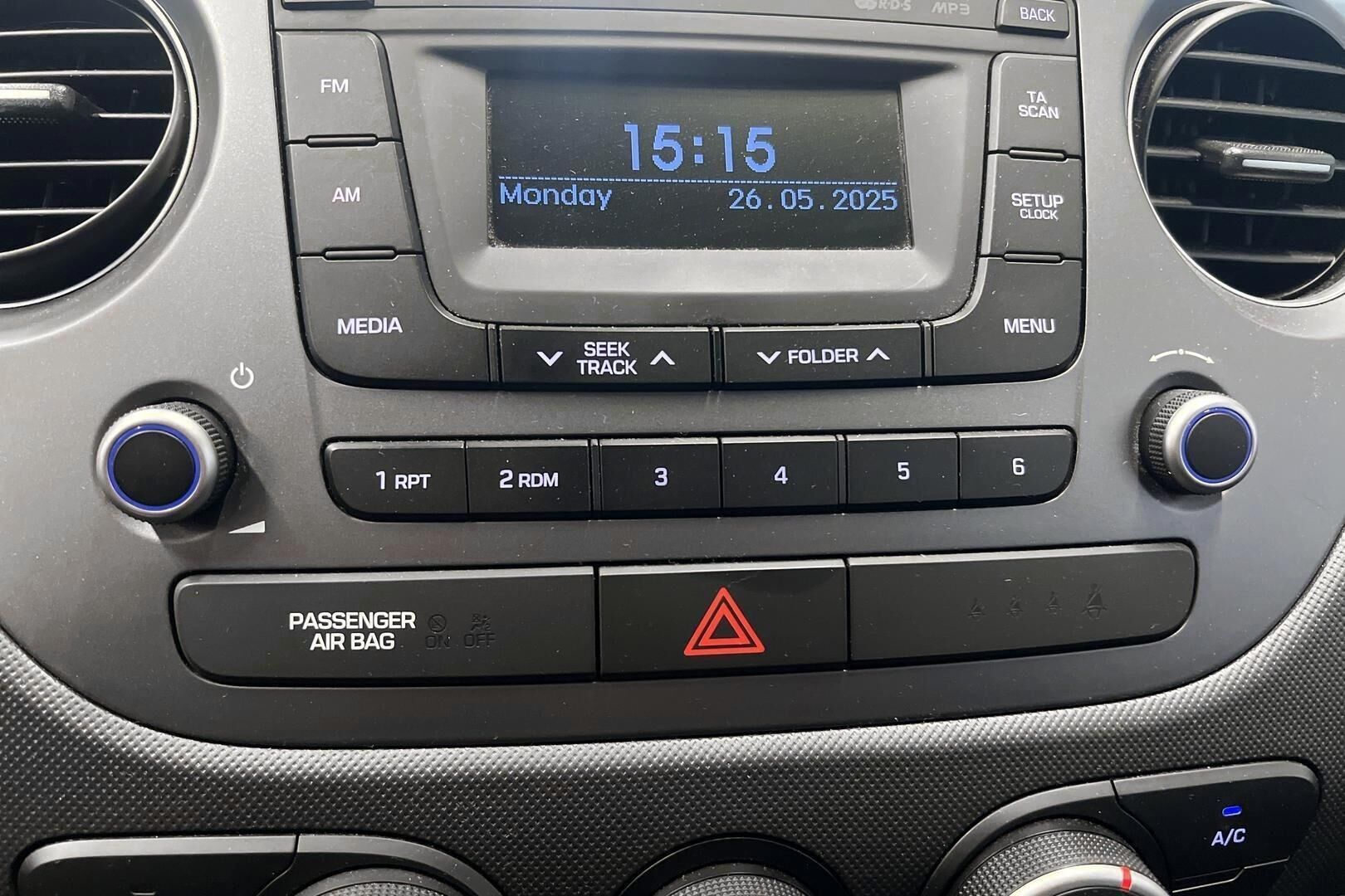 Hyundai i10 iso kuva 13