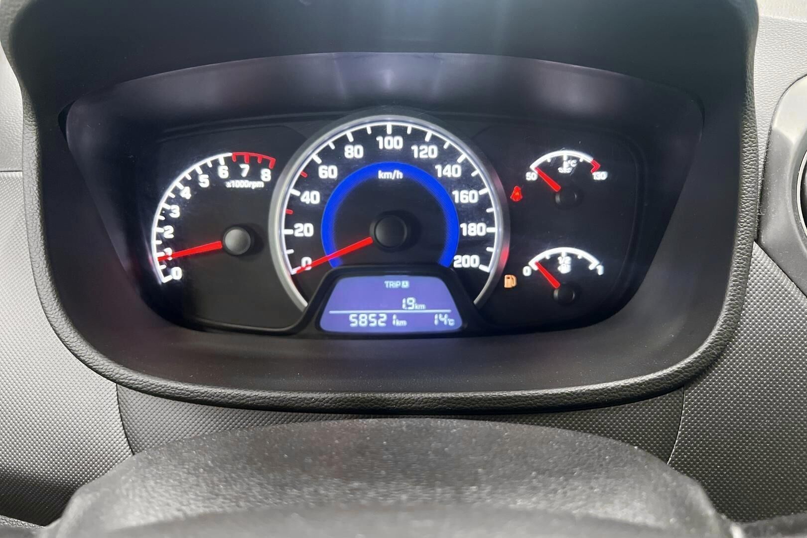 Hyundai i10 iso kuva 14