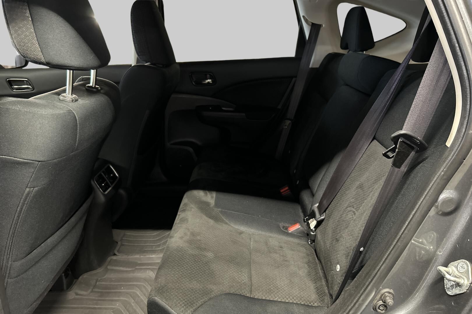 Honda CR-V iso kuva 7