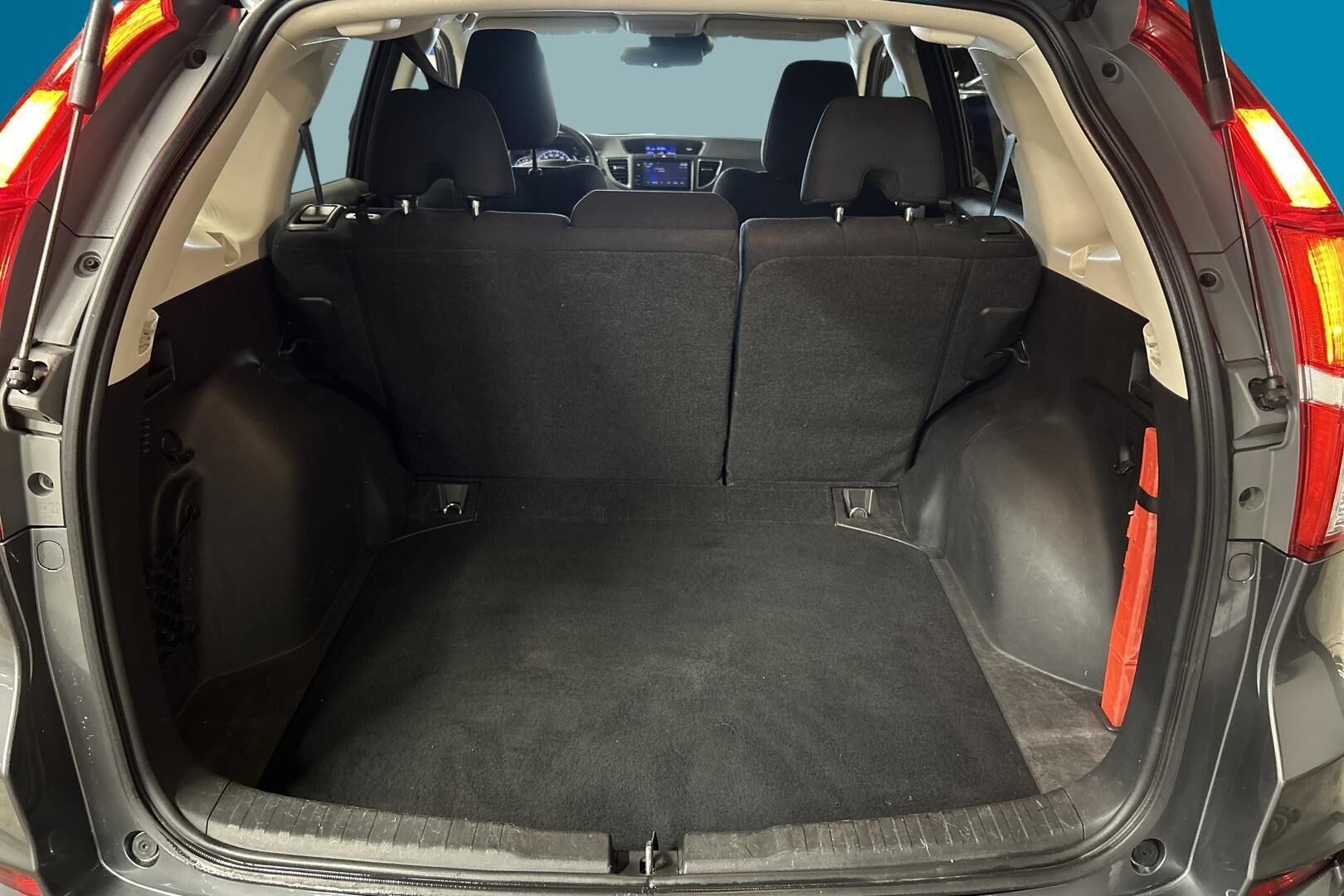 Honda CR-V iso kuva 9