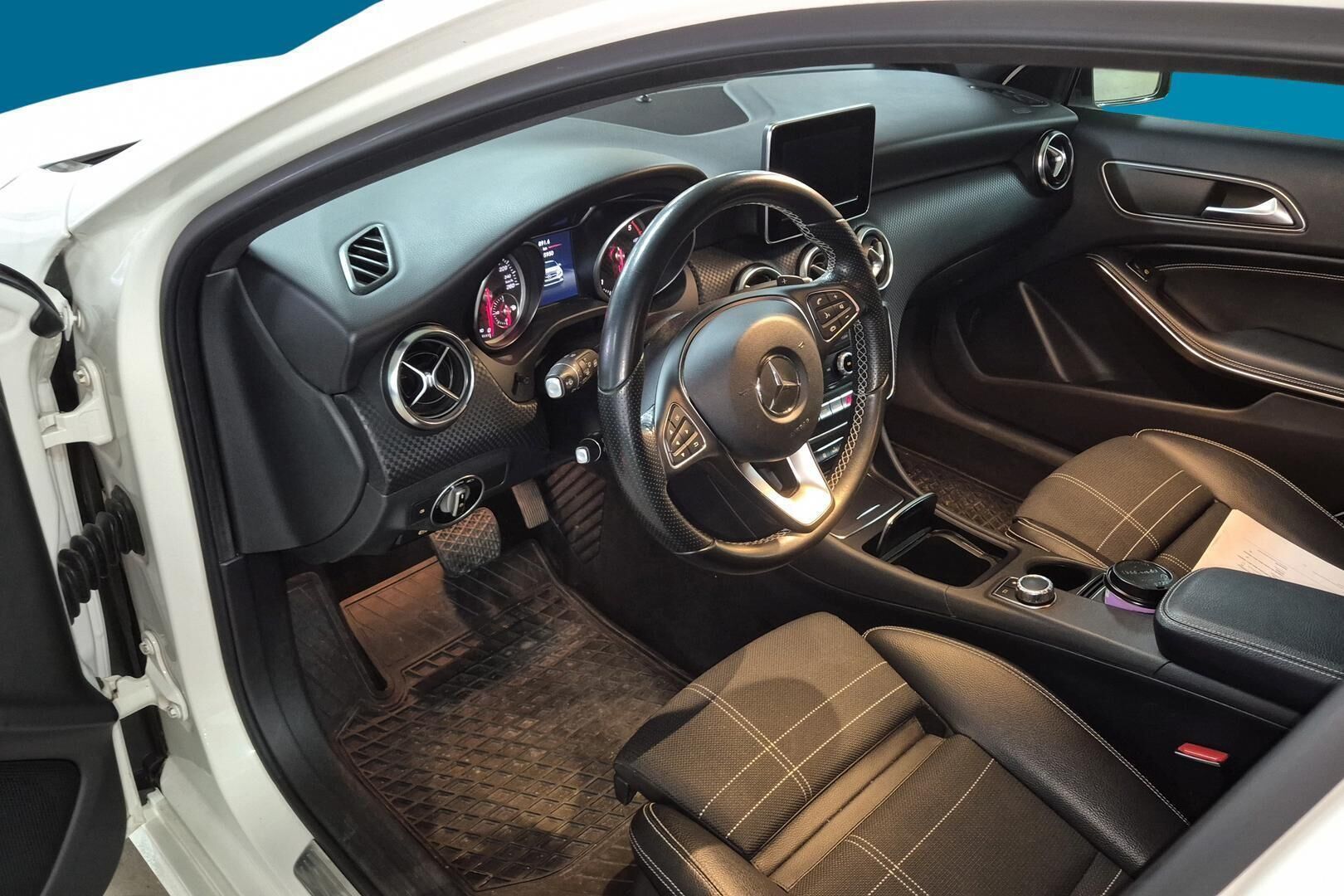 Mercedes-Benz A iso kuva 2