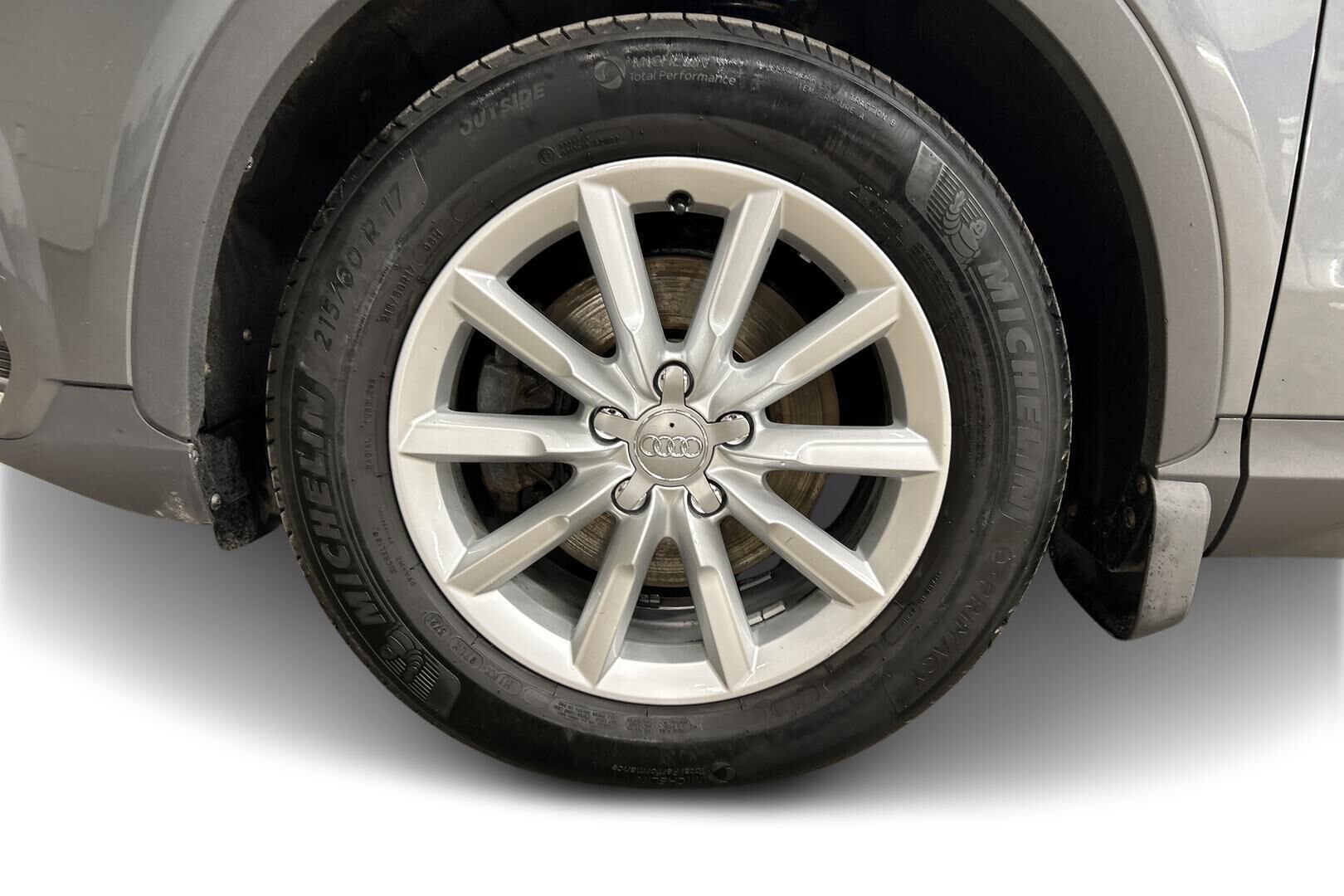Audi Q3 iso kuva 5