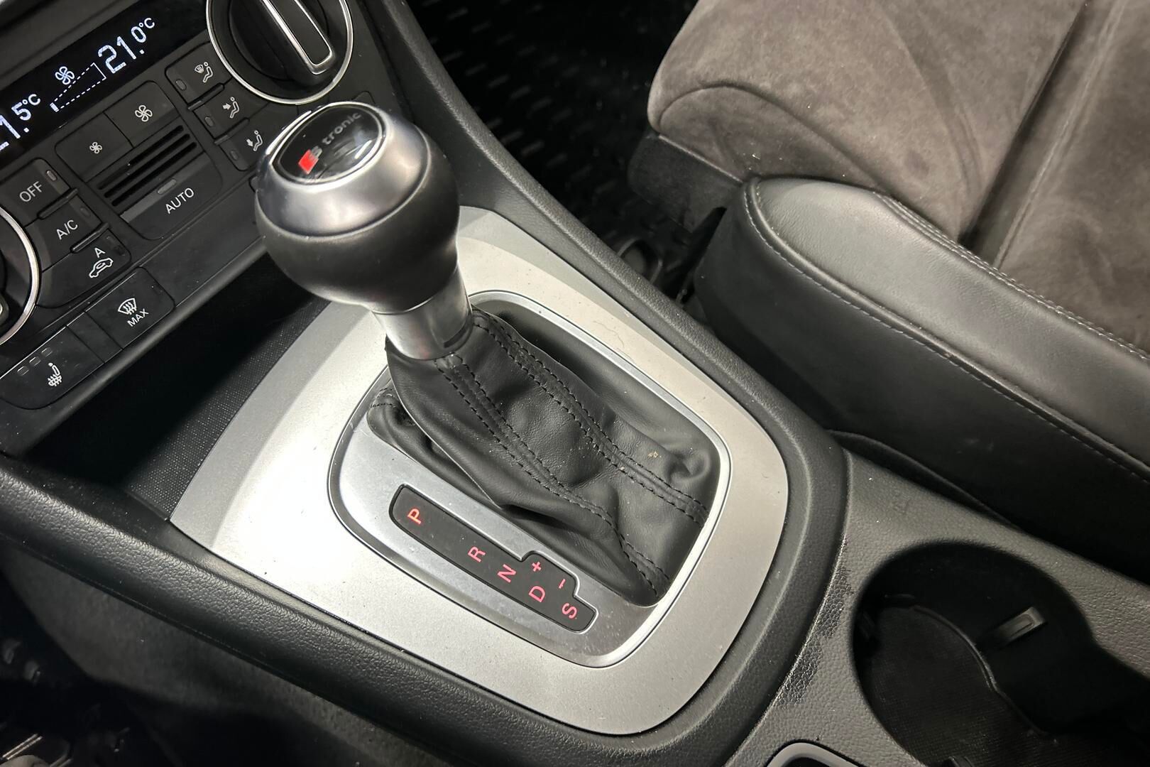 Audi Q3 iso kuva 7