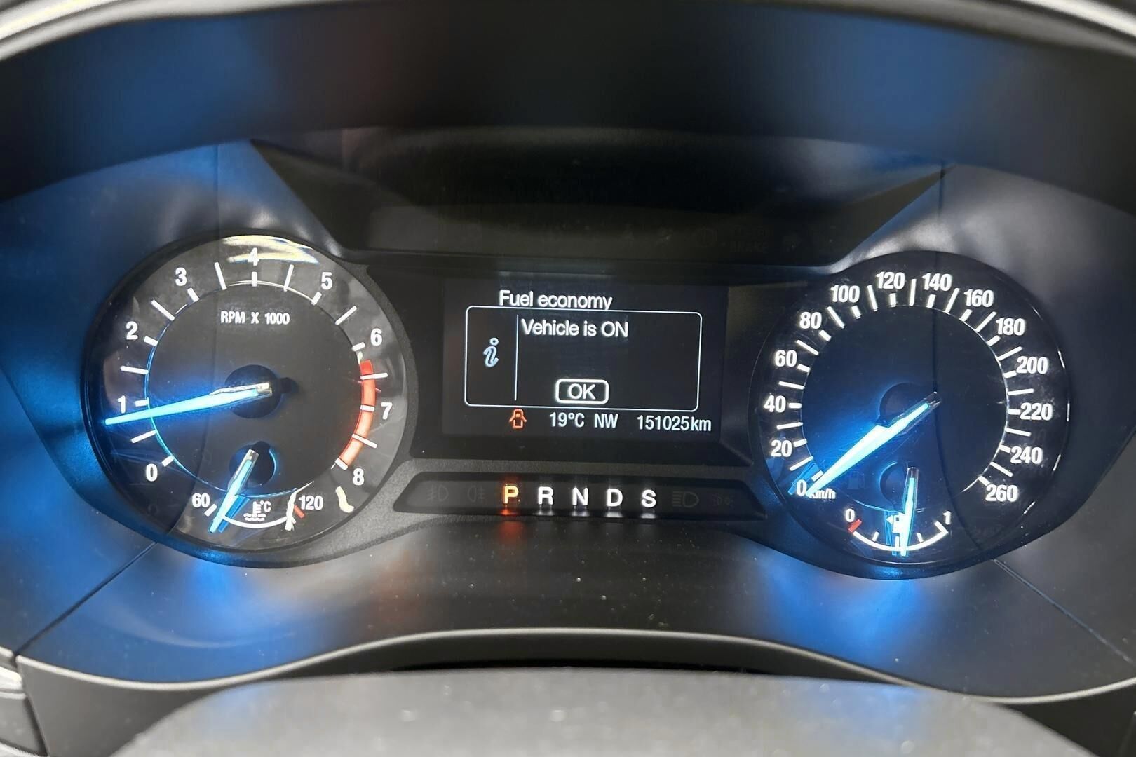 Ford Mondeo iso kuva 17