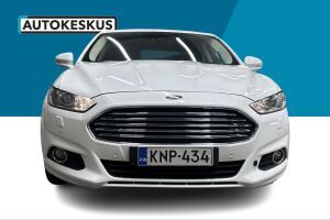 Ford Mondeo esikatselu 2