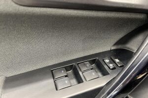 Toyota Auris esikatselu 23