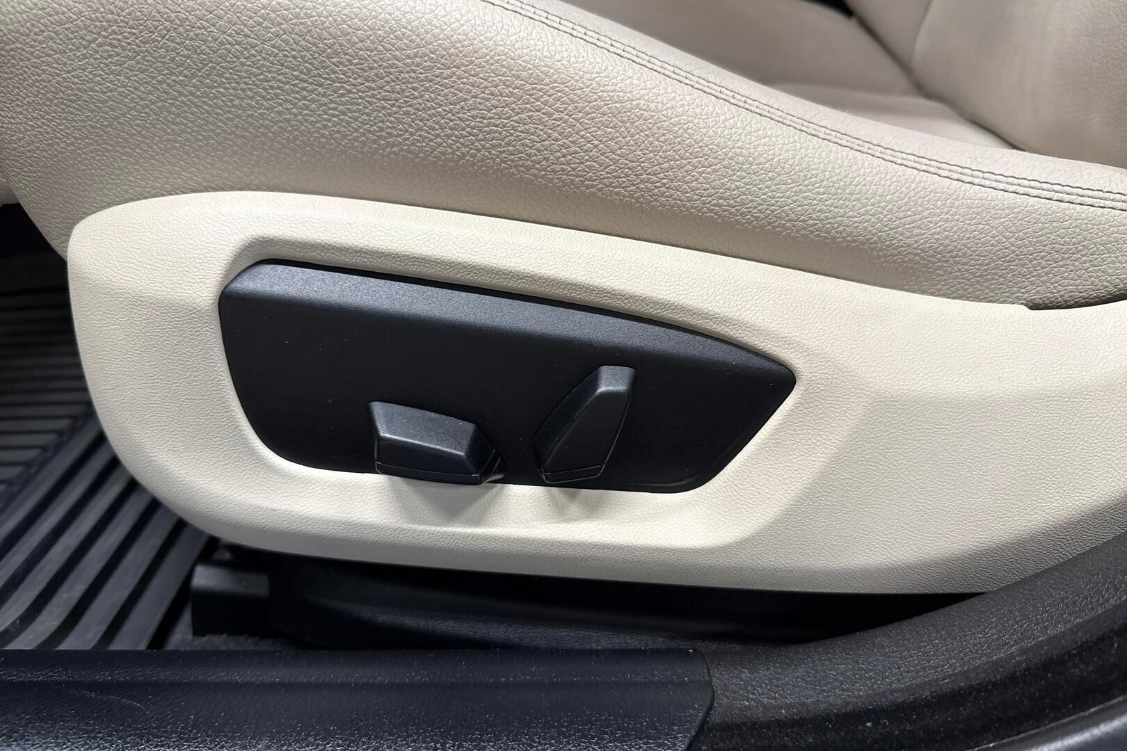 BMW 5-sarja iso kuva 18