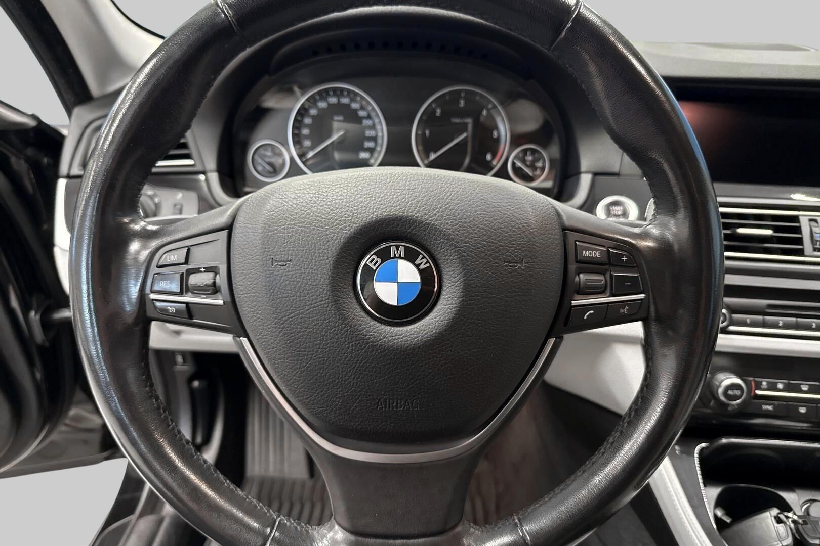BMW 5-sarja iso kuva 20