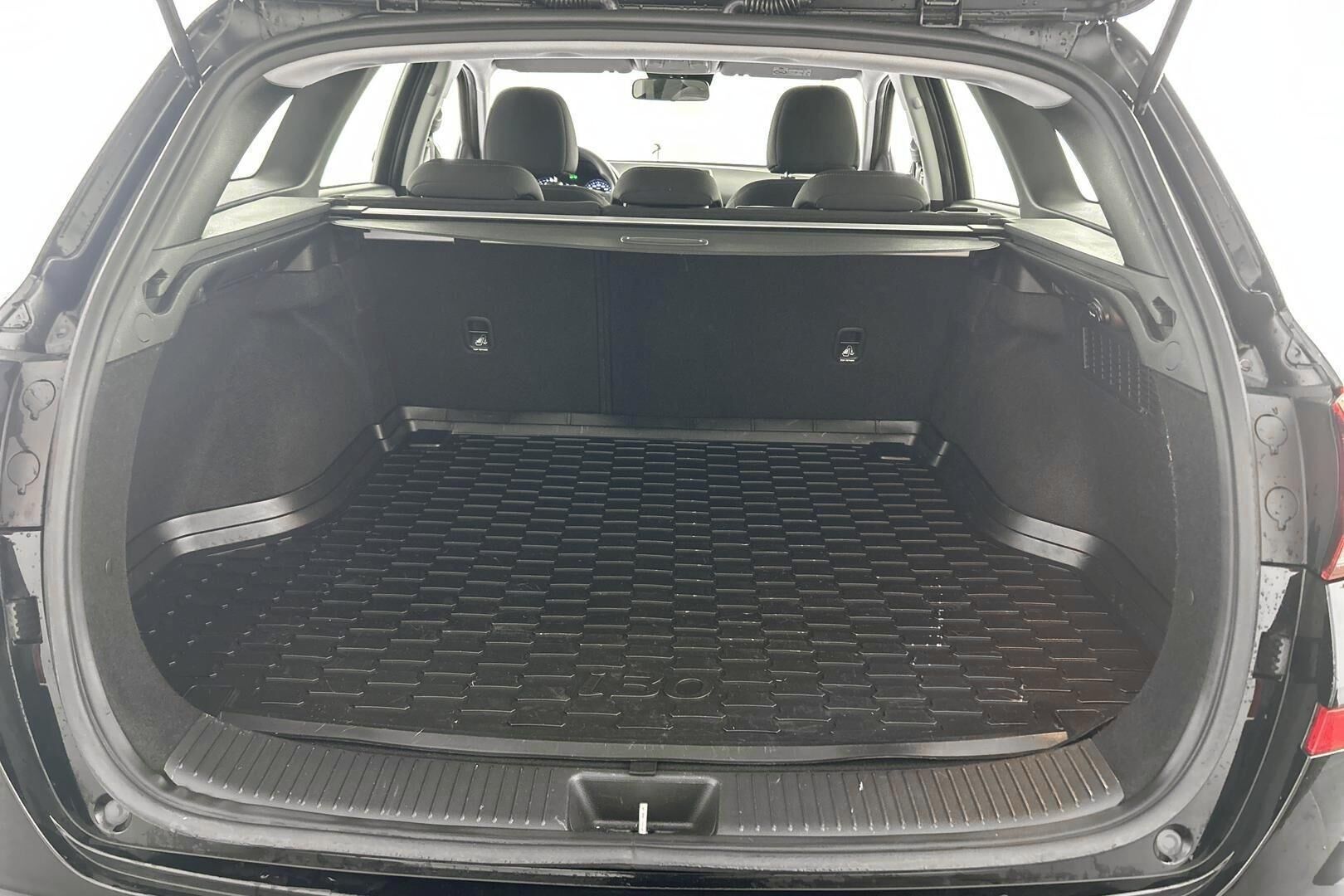 Hyundai i30 Wagon iso kuva 12