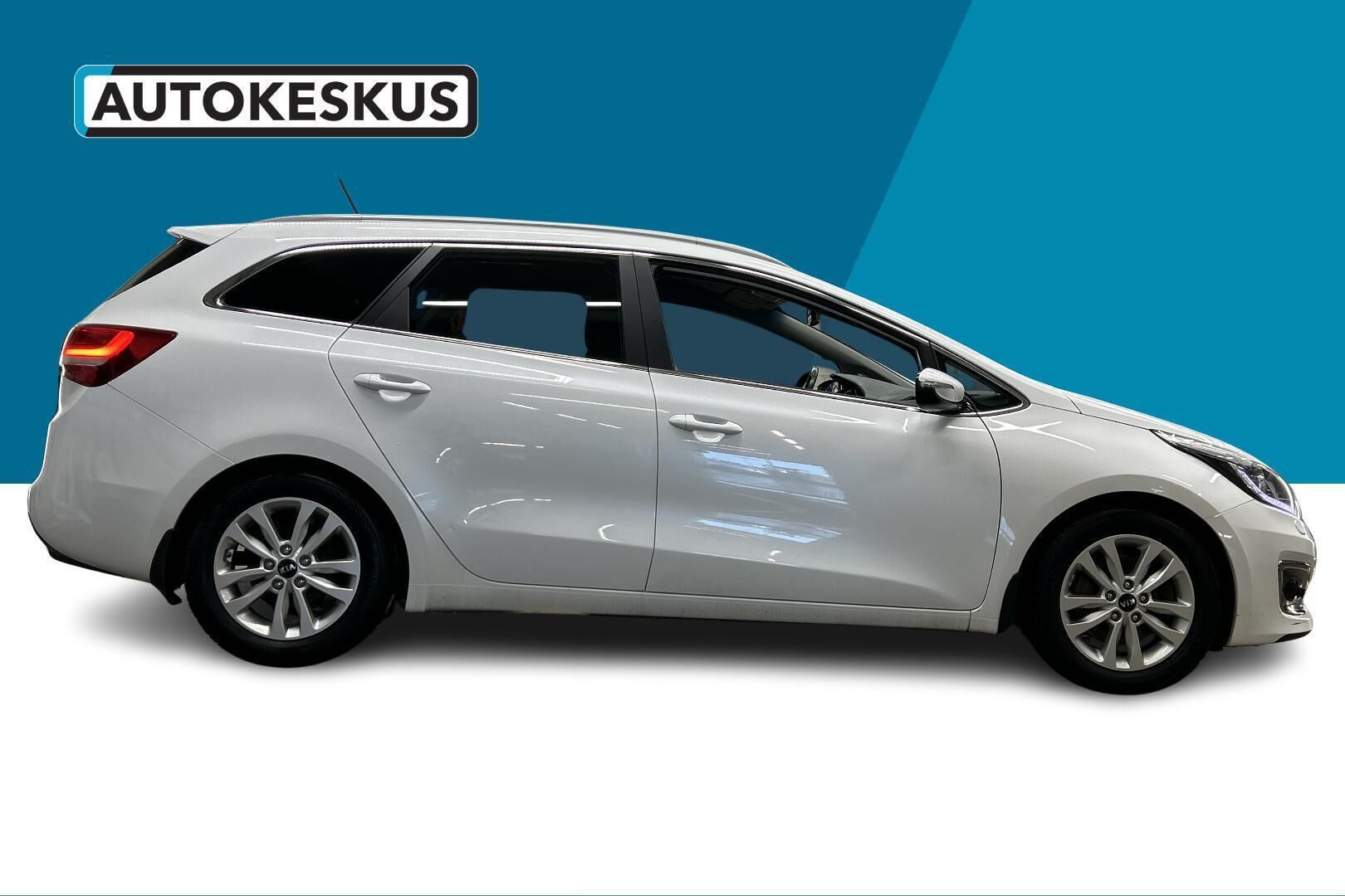 Kia cee'd iso kuva 4