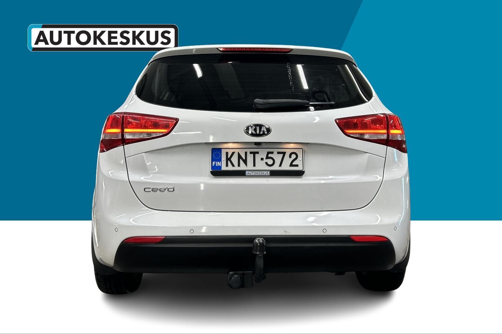 Kia cee'd iso kuva 6