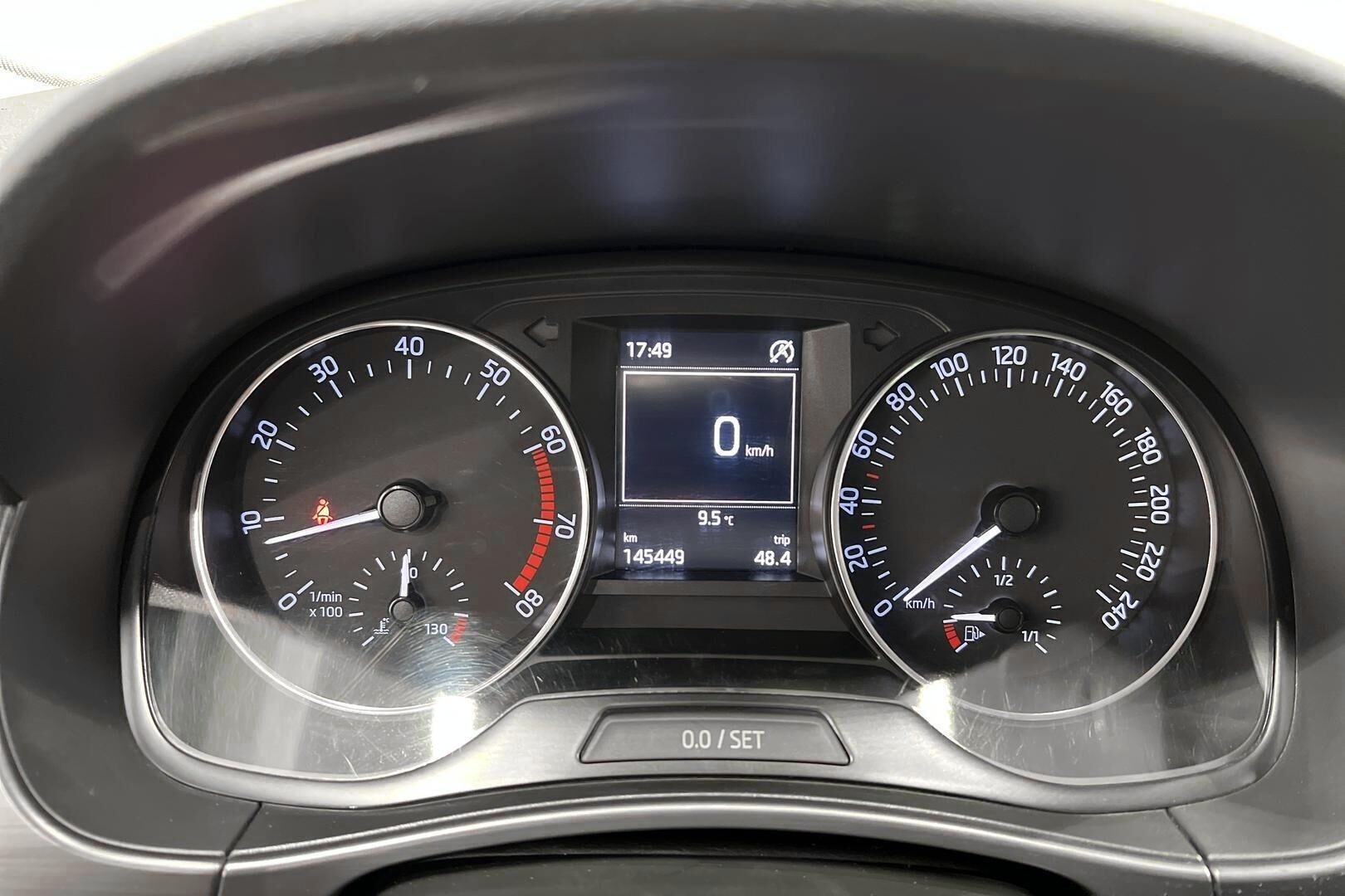 Skoda Fabia iso kuva 7