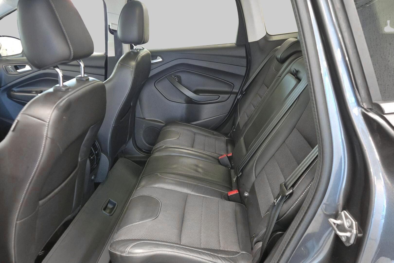 Ford Kuga iso kuva 10