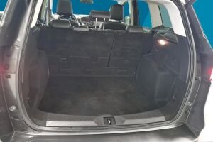 Ford Kuga esikatselu 12
