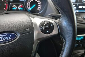 Ford Kuga esikatselu 18
