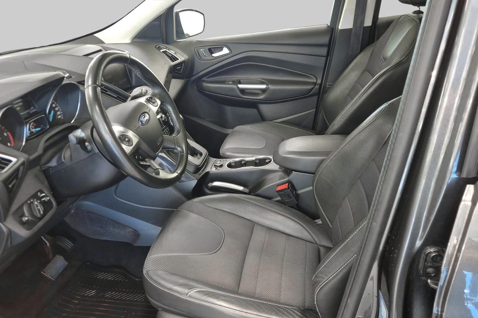 Ford Kuga iso kuva 9