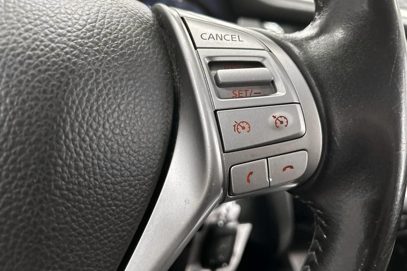 Nissan Qashqai iso kuva 17