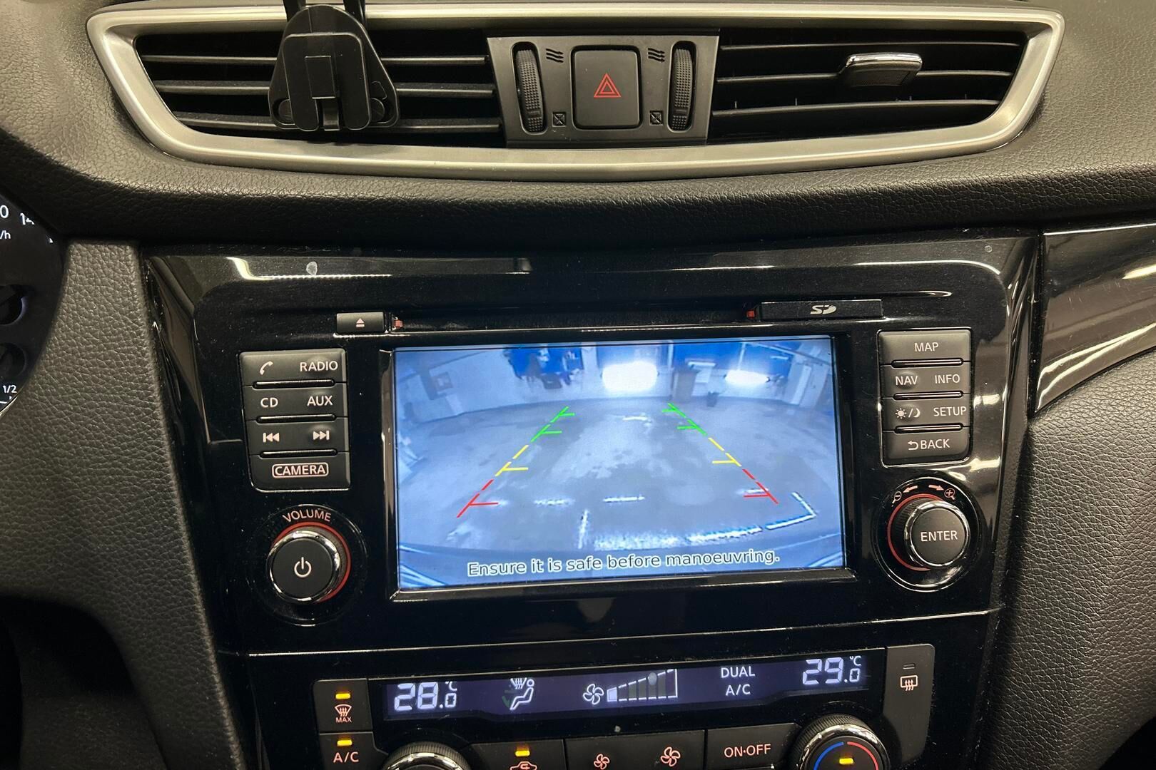 Nissan Qashqai iso kuva 19