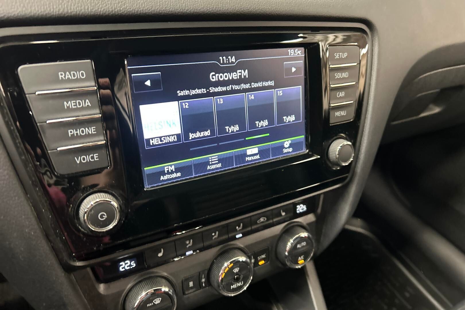 Skoda Octavia iso kuva 15