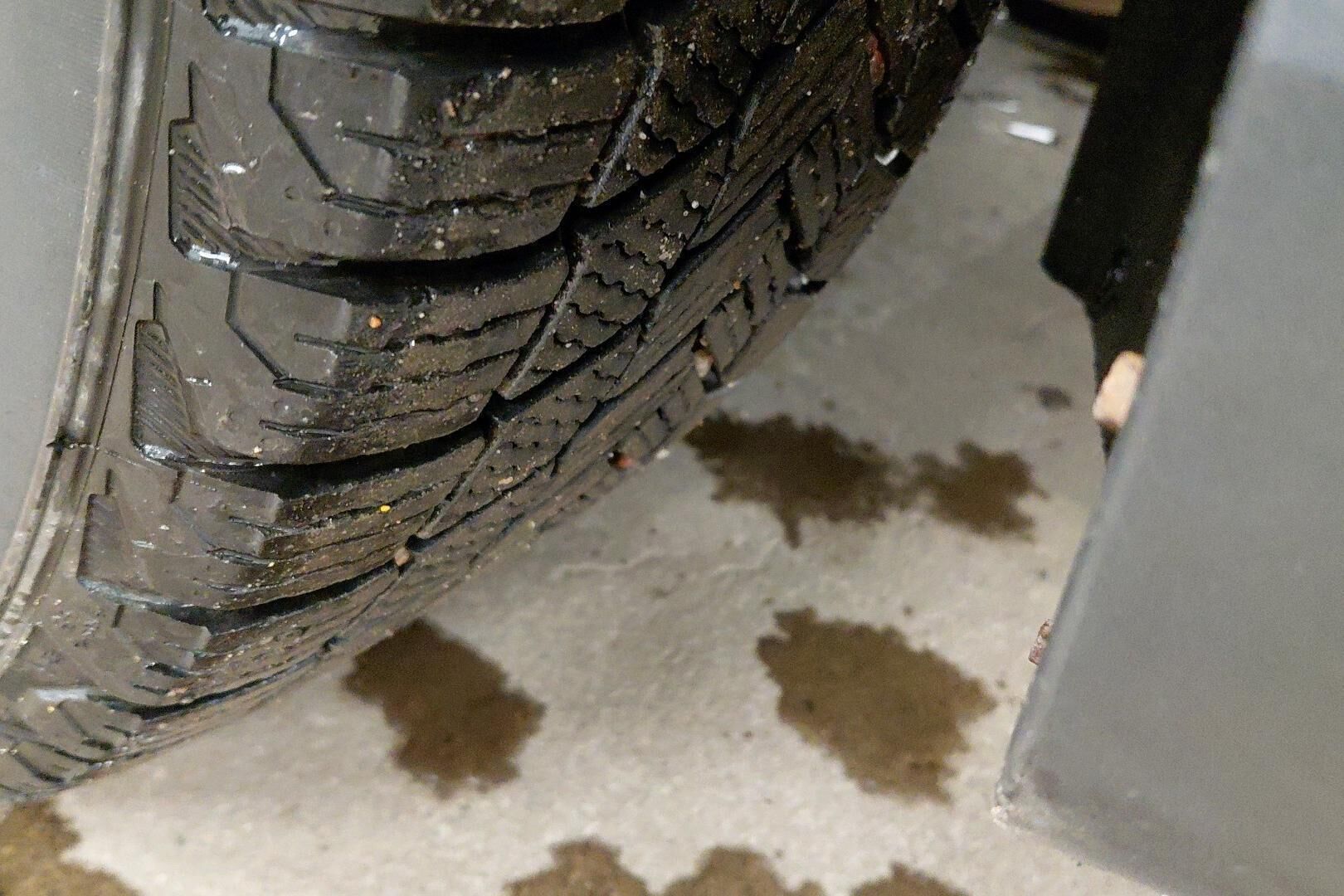 Ford S-Max iso kuva 17