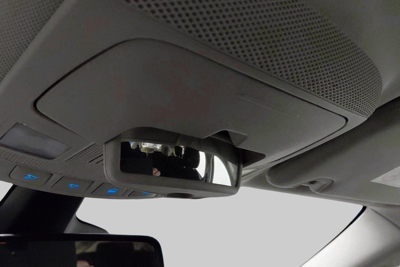 Ford S-Max iso kuva 48