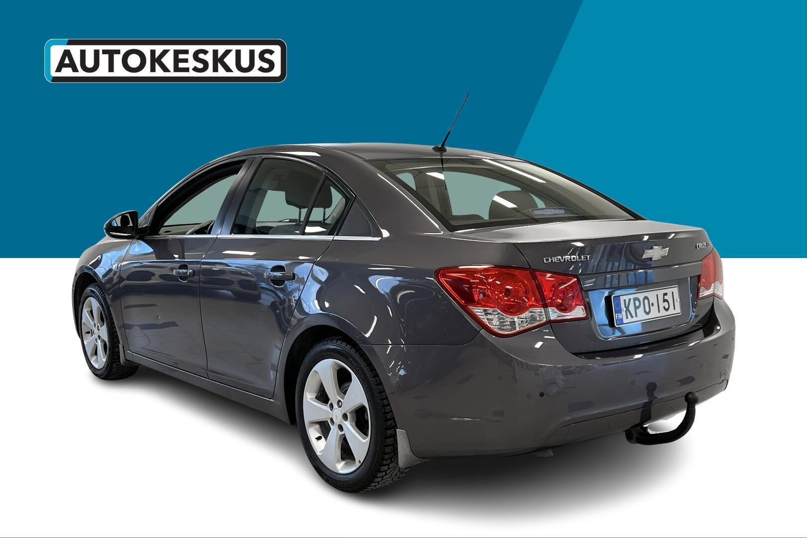 Chevrolet Cruze iso kuva 6