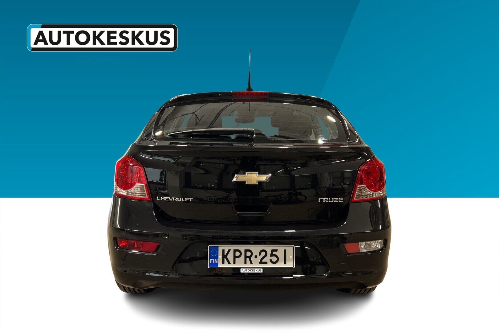 Chevrolet Cruze iso kuva 2
