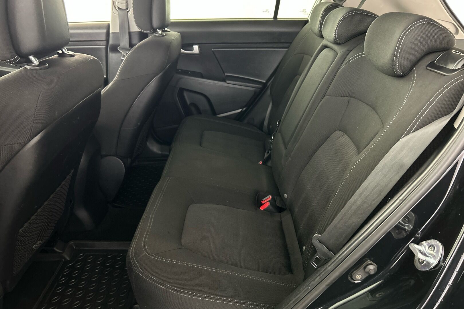 KIA Sportage iso kuva 5