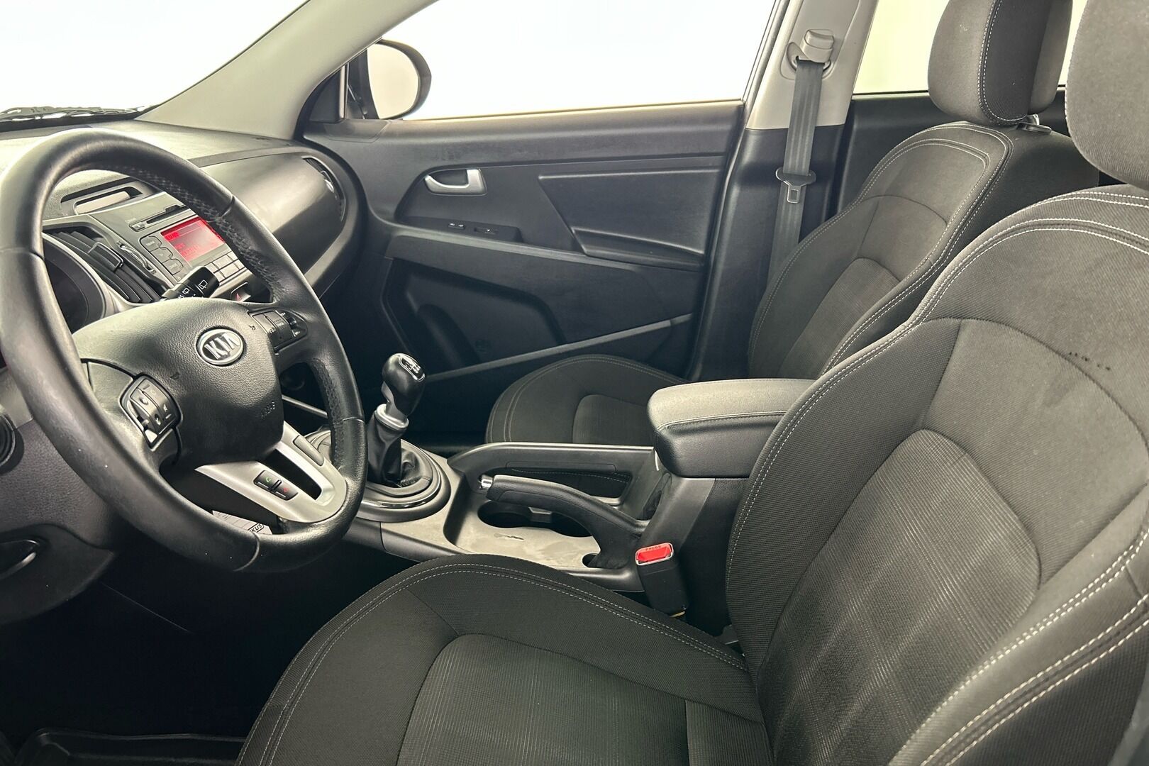 KIA Sportage iso kuva 6