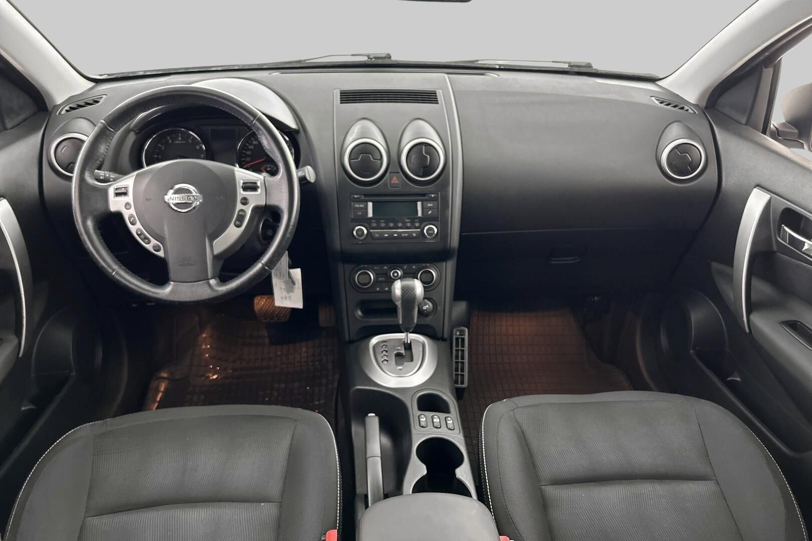 Nissan Qashqai iso kuva 10