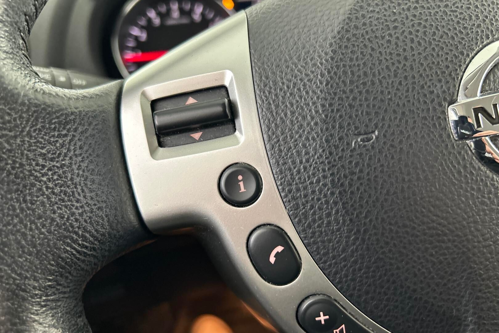 Nissan Qashqai iso kuva 18