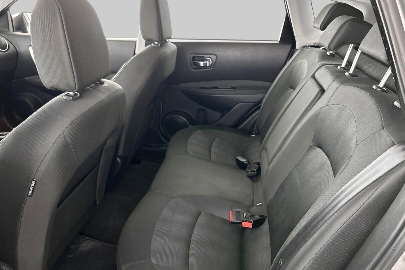 Nissan Qashqai iso kuva 9