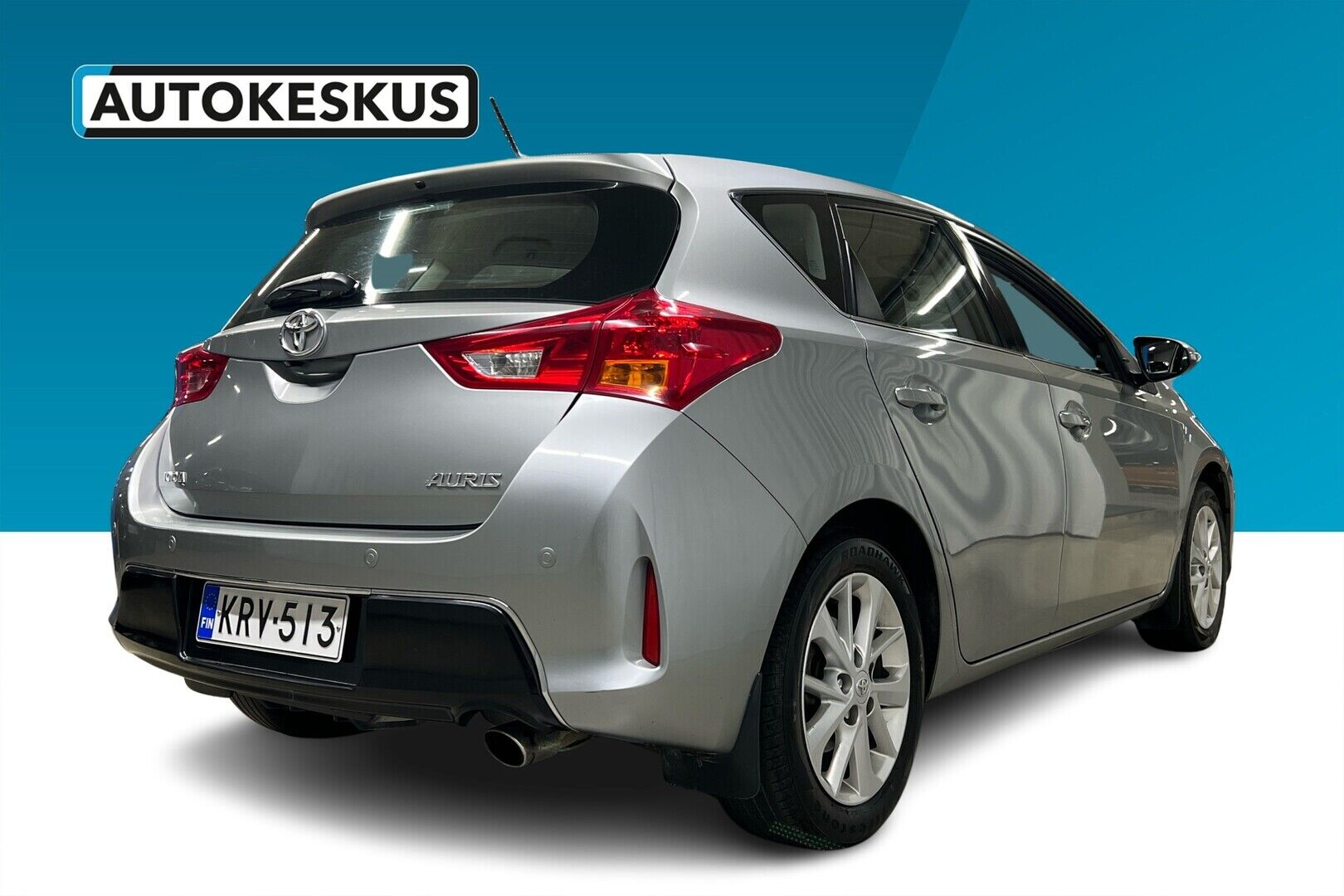 Toyota Auris iso kuva 1