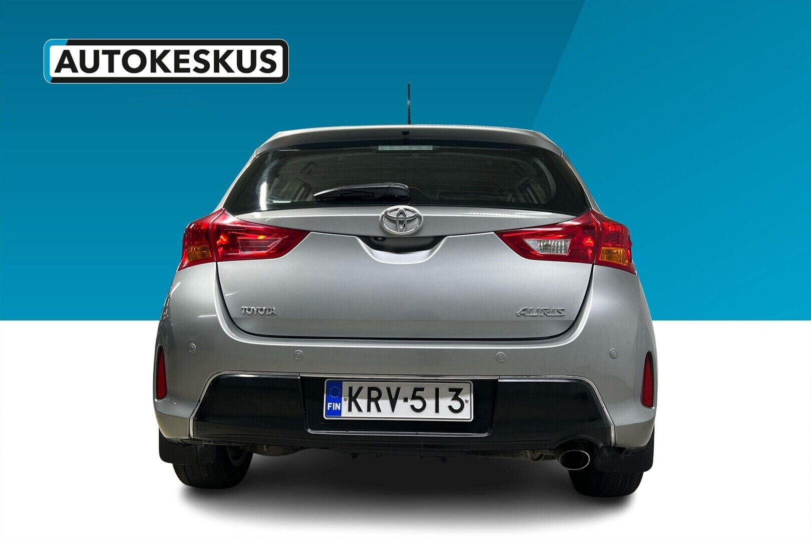 Toyota Auris iso kuva 2