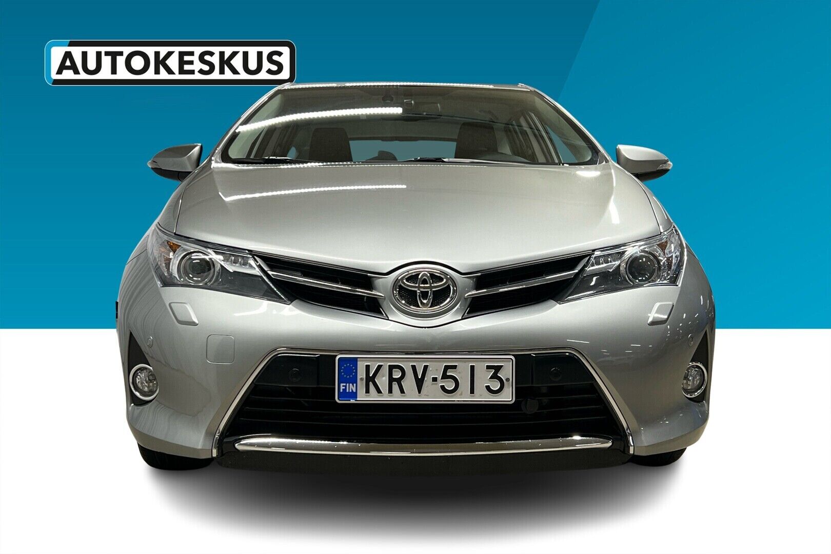 Toyota Auris iso kuva 3