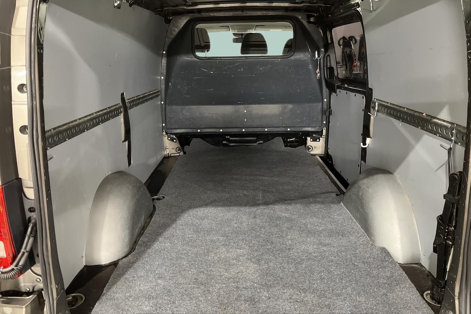 Mercedes-Benz Vito iso kuva 12