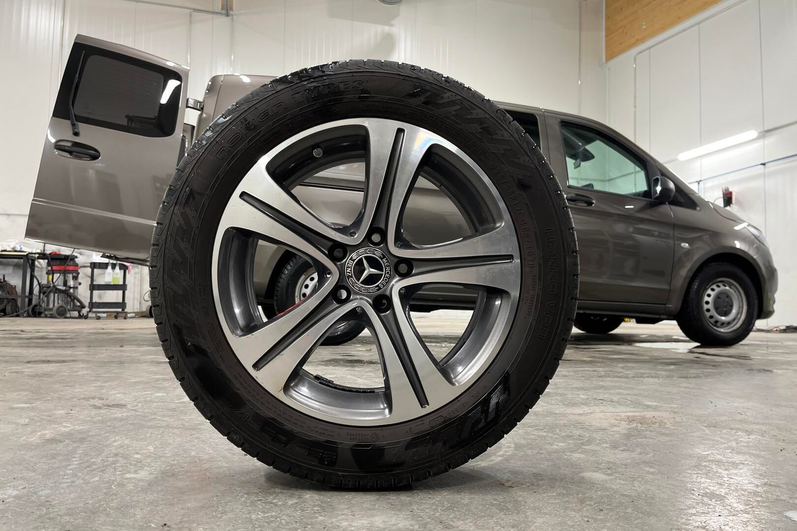 Mercedes-Benz Vito iso kuva 14