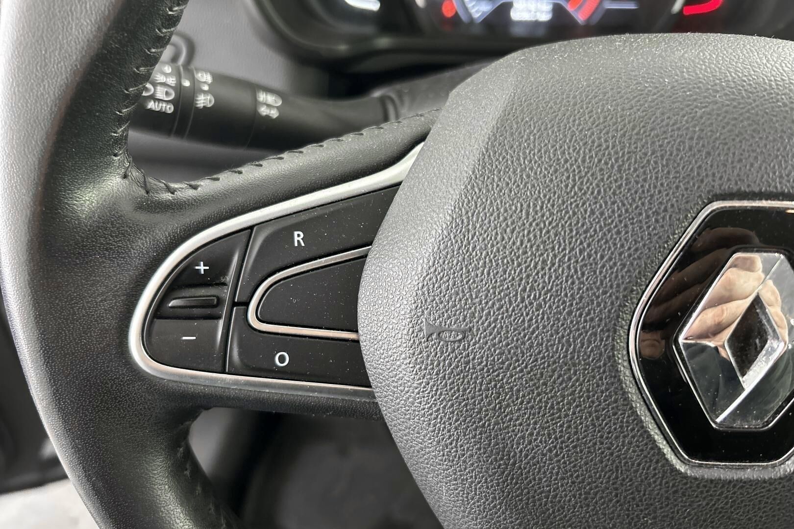 Renault Kadjar iso kuva 15