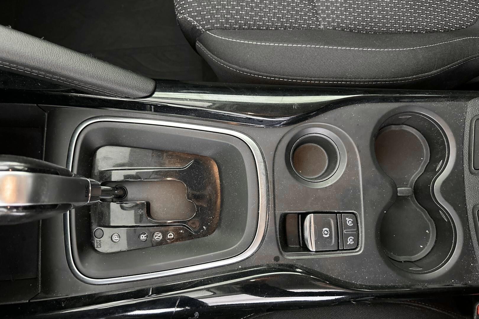 Renault Kadjar iso kuva 17
