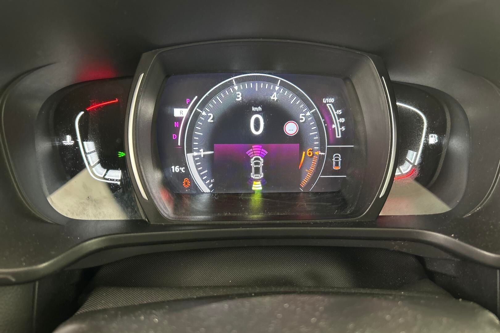 Renault Kadjar iso kuva 19