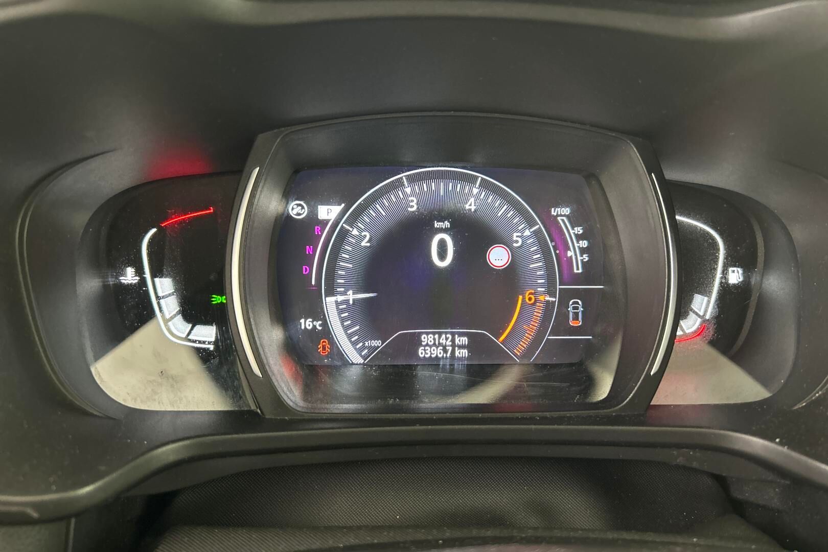 Renault Kadjar iso kuva 20