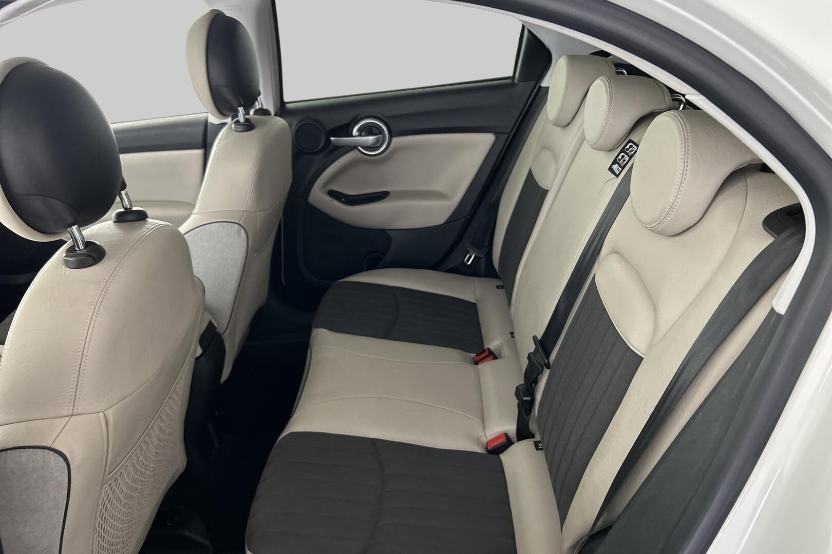 Fiat 500X iso kuva 10