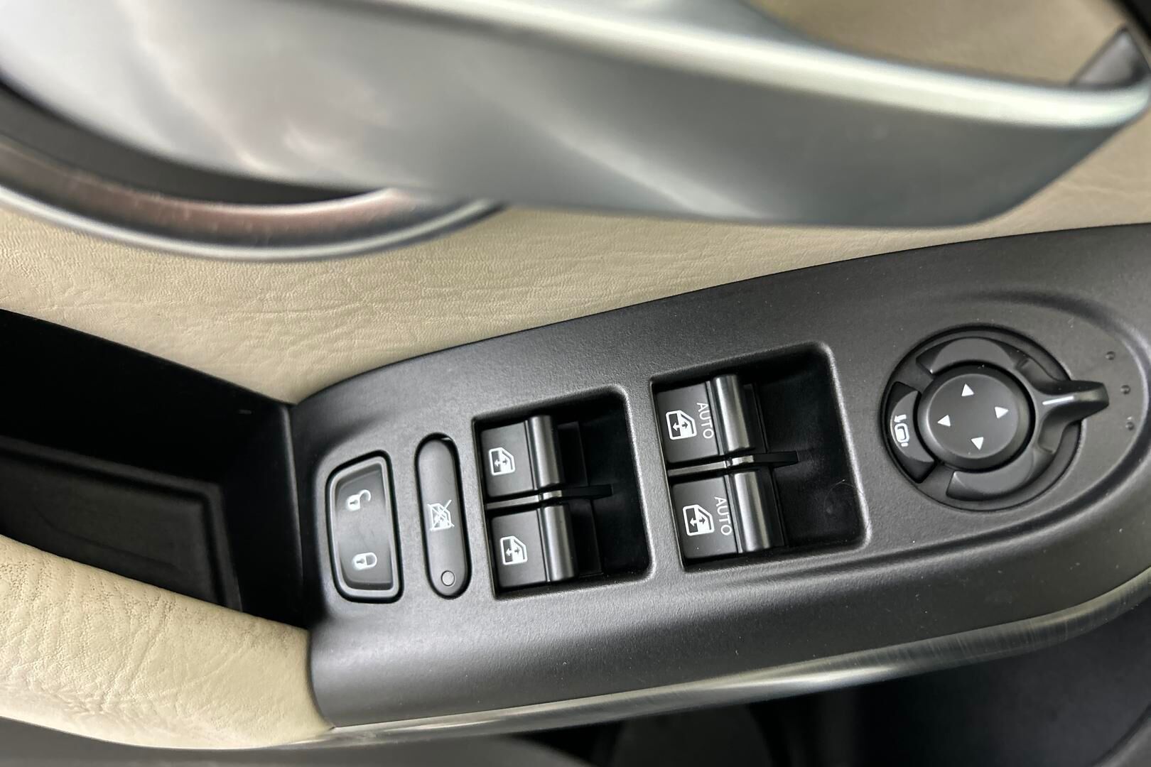 Fiat 500X iso kuva 14