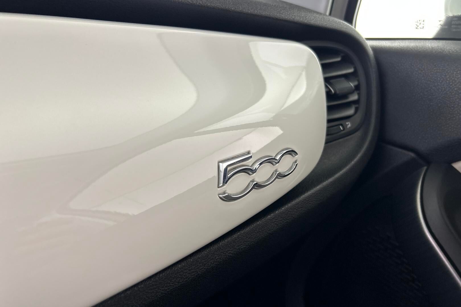 Fiat 500X iso kuva 24