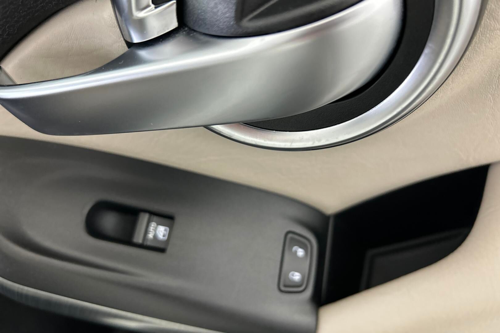 Fiat 500X iso kuva 27