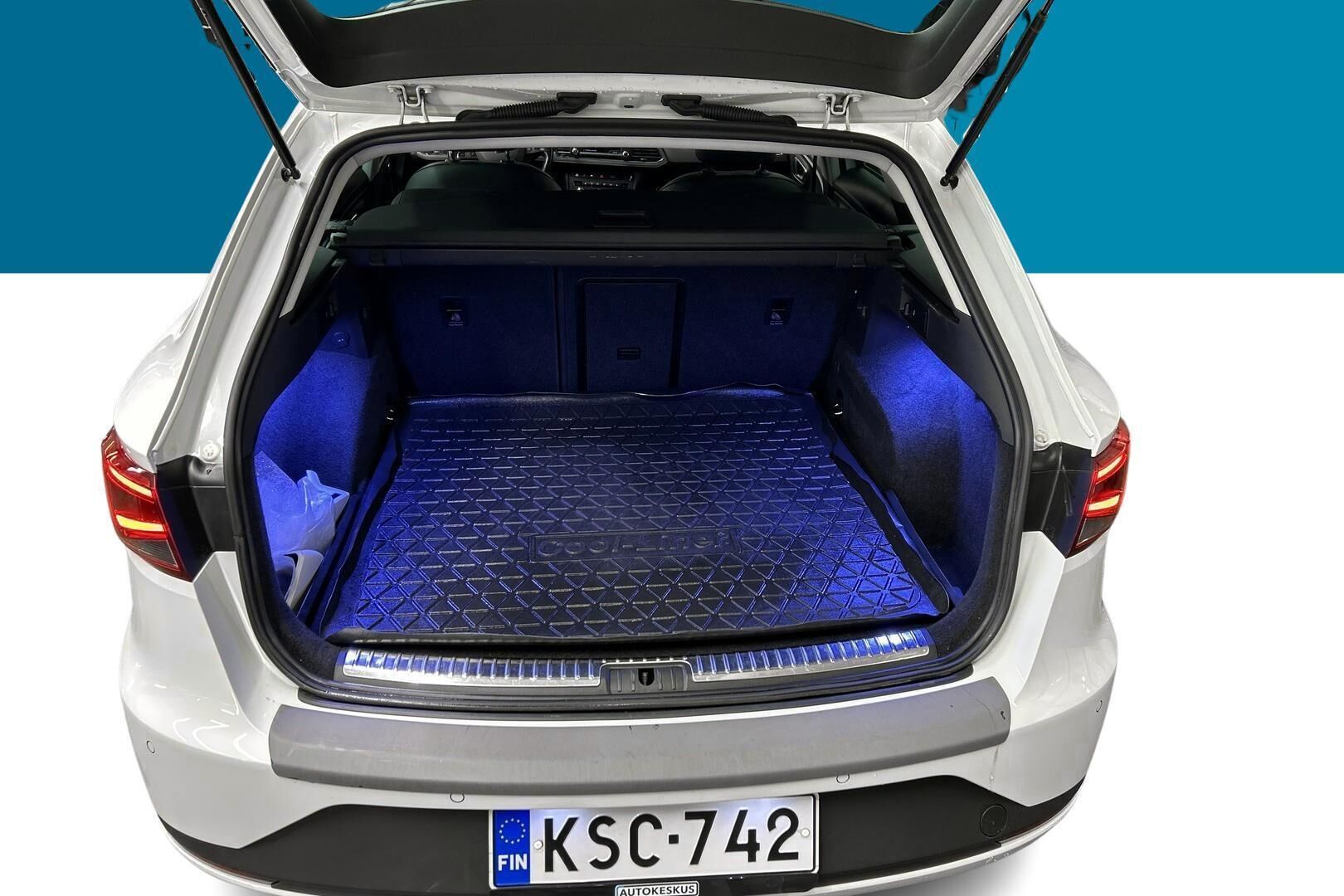 Seat Leon ST iso kuva 9