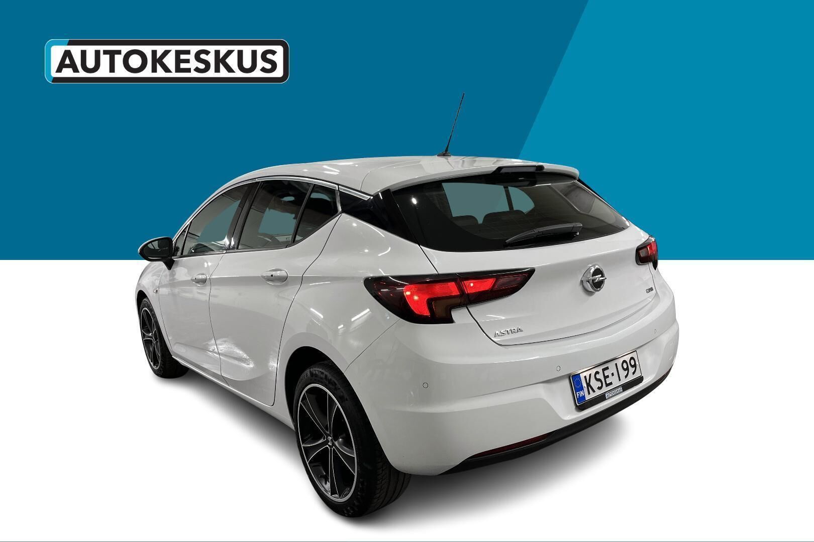 Opel Astra iso kuva 6